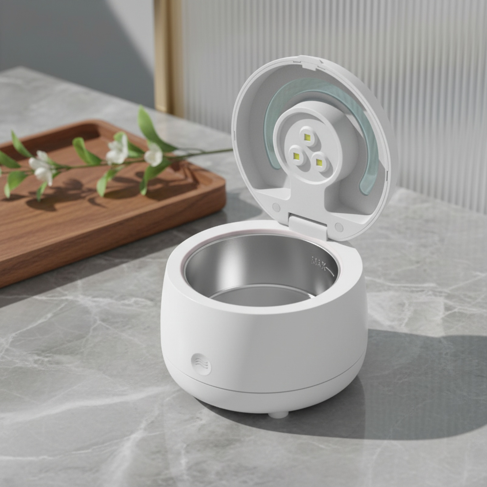 Deep cleaning ultrasonic device for watches and accessories