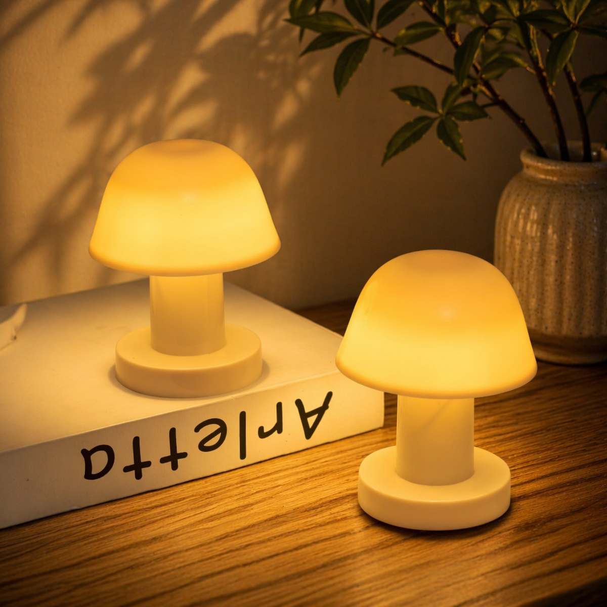 Stilvolles Nachtlicht mit warmem Licht