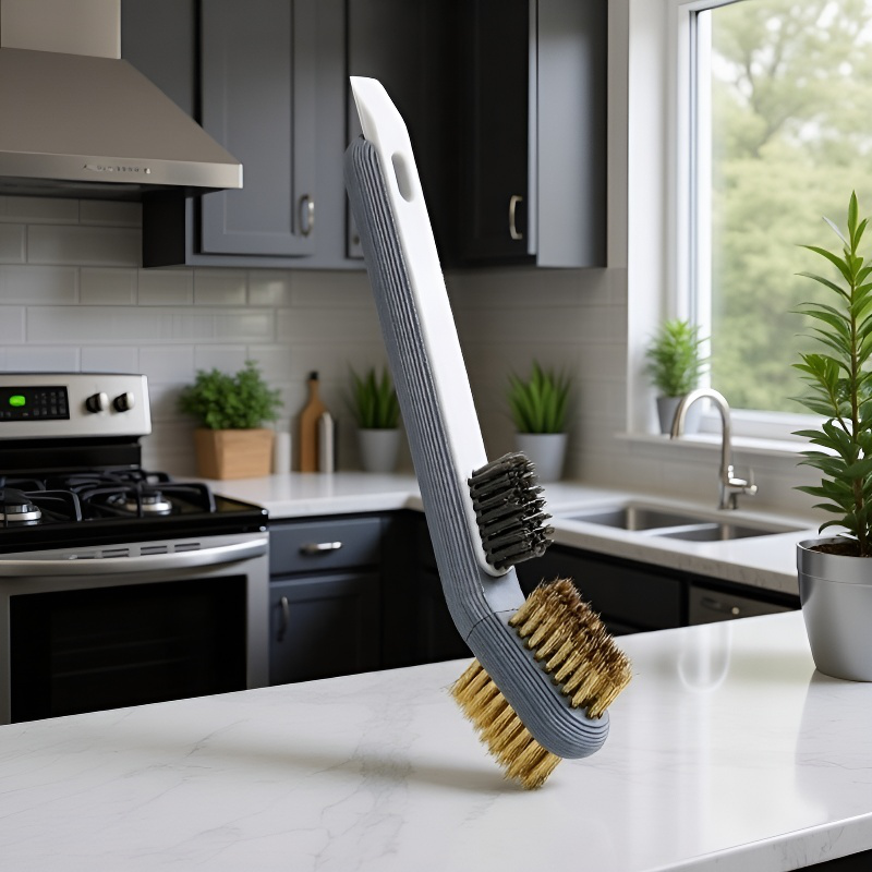 Domácí odmašťovací čisticí kartáč s škrabkou na kuchyňské náčiní