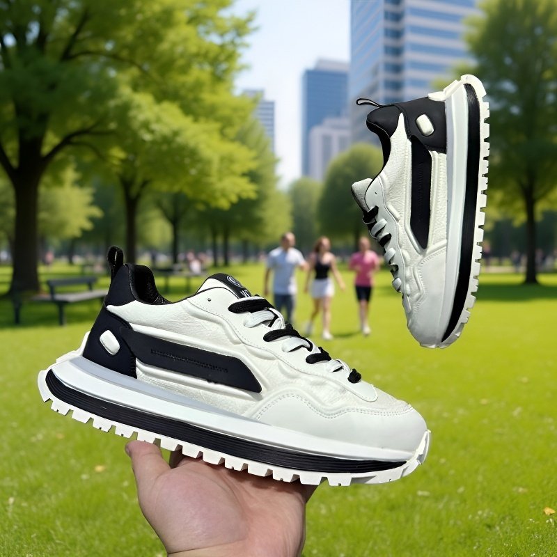 トレンド感あふれるメンズスニーカー