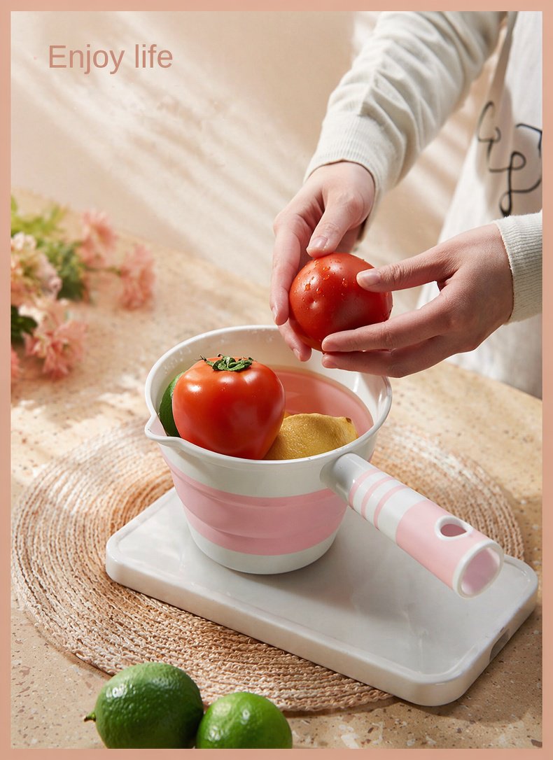 Durable foldable ladle for kitchen use