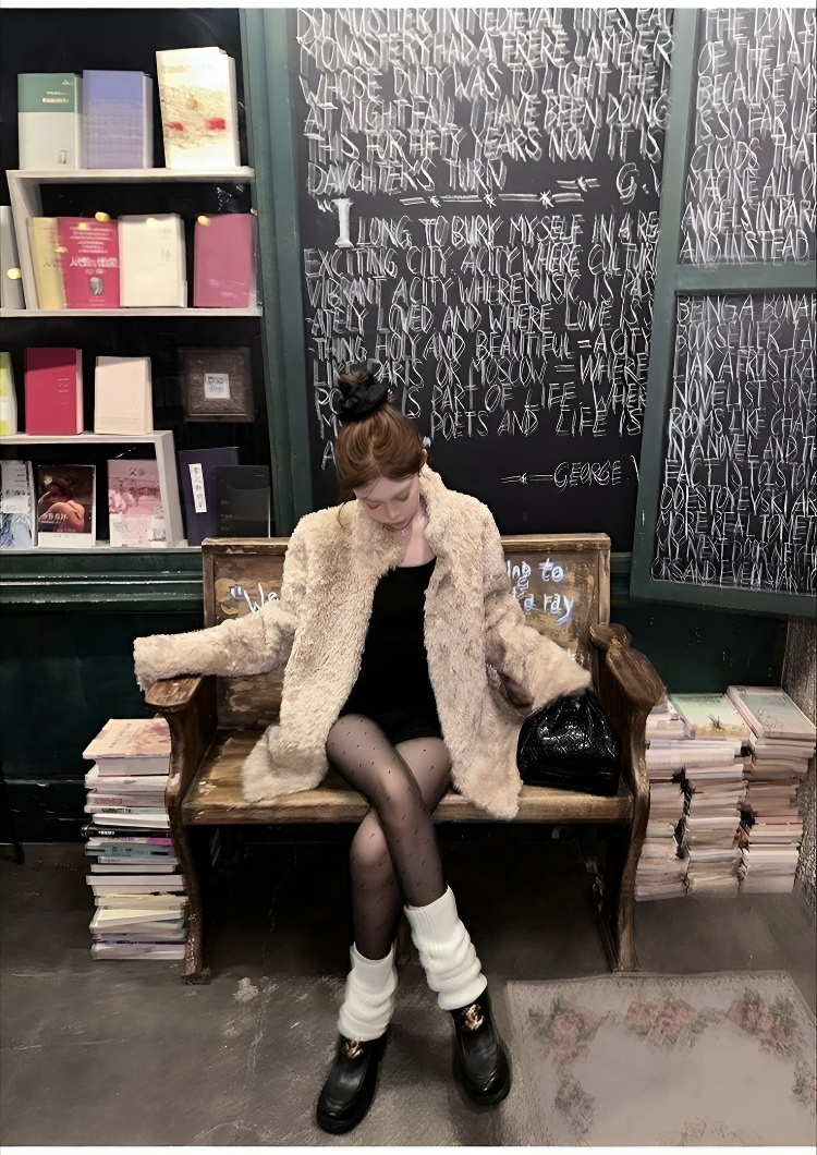 데일리룩에 어울리는 하프코트