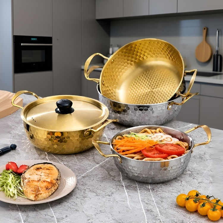 Vielseitiger goldener Hammerschlag-Suppentopf und Pfanne für Induktionskochfeld