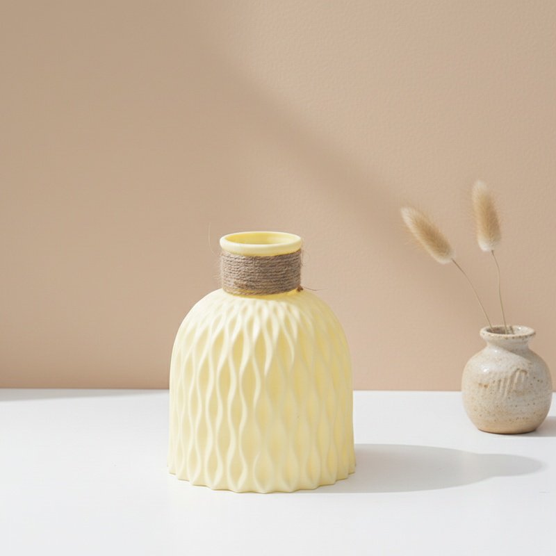 Pineapple-patterned plastic vase, simple, durable, suitable for home use, decorative vase, water rip
