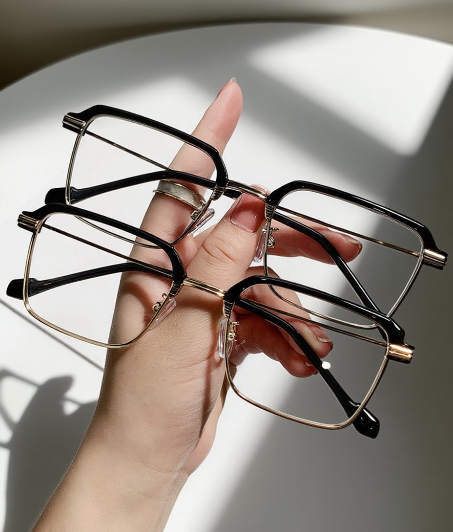 Lehké čtvercové brýle s kovovým rámem
