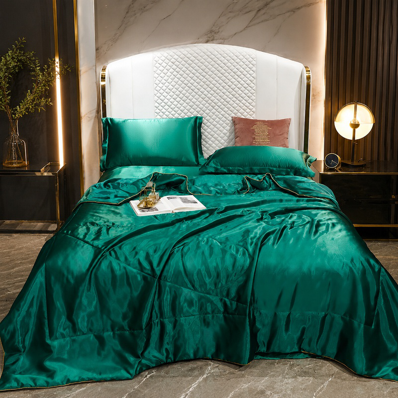 Silk Quilt Cover