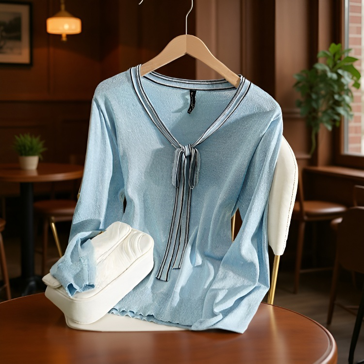 やさしいフレンチリボンニットトップス