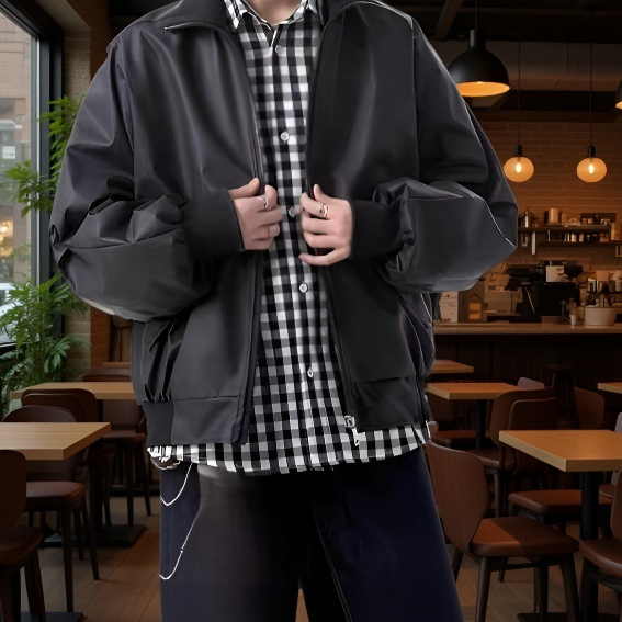 アメリカンスタイルのブラウンのモーターサイクルレザージャケット、暖かくて軽量なメンズアビエイターコート、ゆったりとしたスタンドカラーのベースボールジャケット、秋冬メンズウェア。