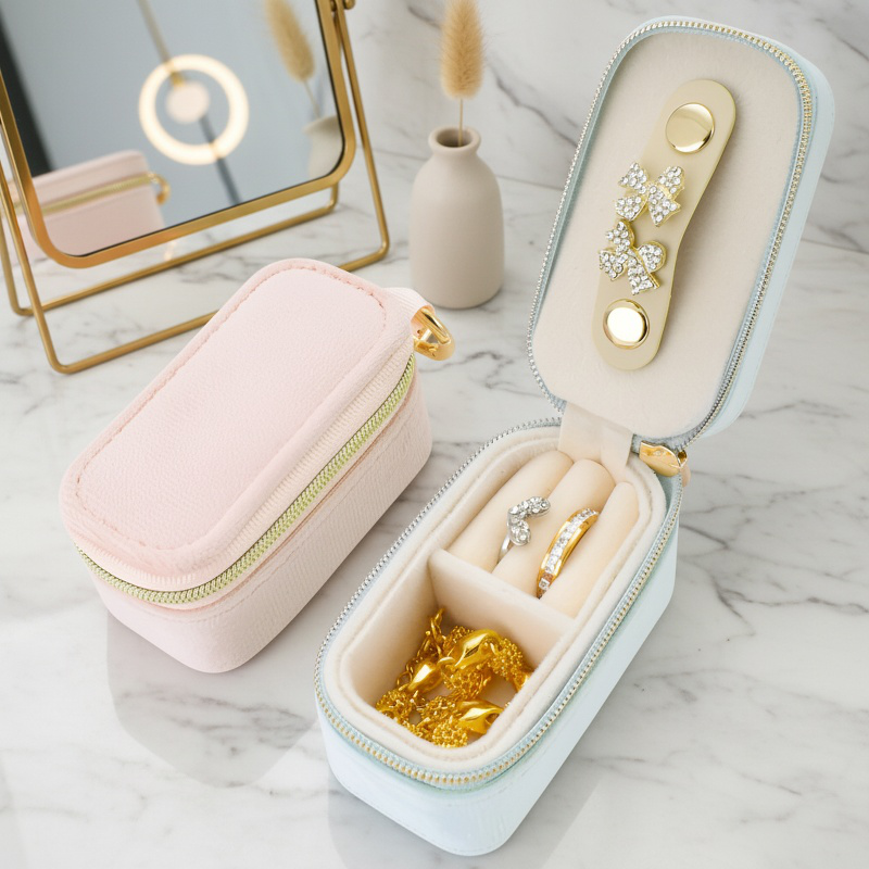 Adorable mini jewelry storage box in velvet finish