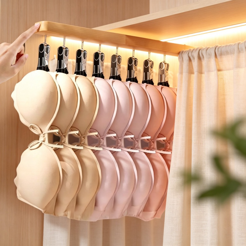 Accesorio para colgar ropa interior en armario