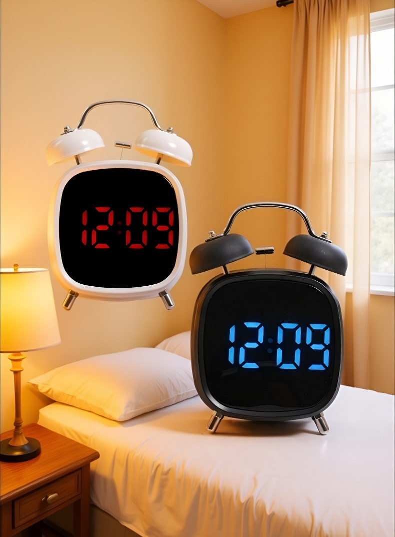 シンプルデザインのデジタルLED時計