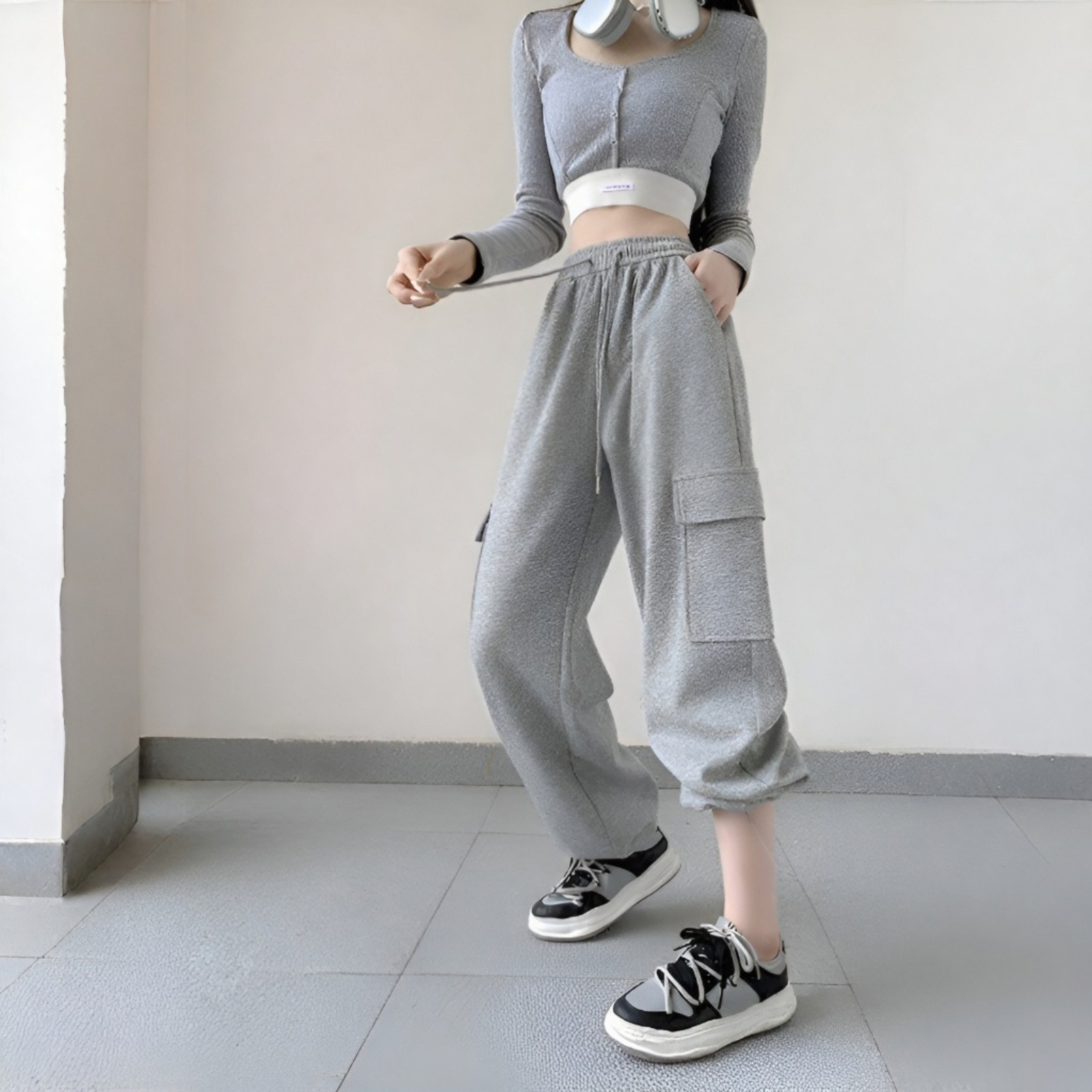 女性用ゆったり厚手防寒ロングパンツ、裏起毛スポーツハイキングパンツ、ウエストゴムとポケット付き、美脚登山ワークパンツ、秋冬春大きいサイズ