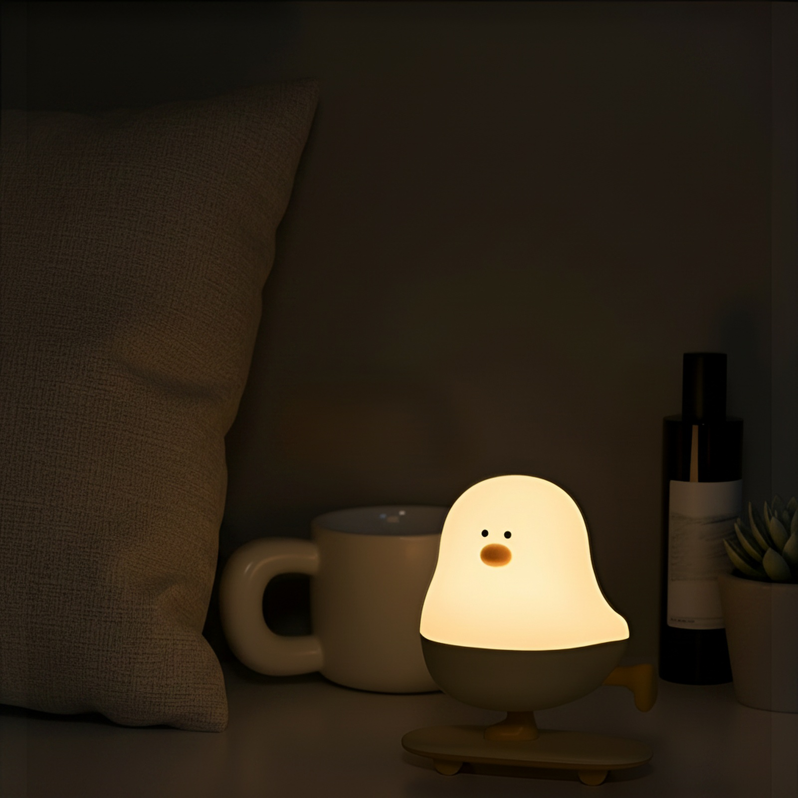 Portable creative chicken night light for children
