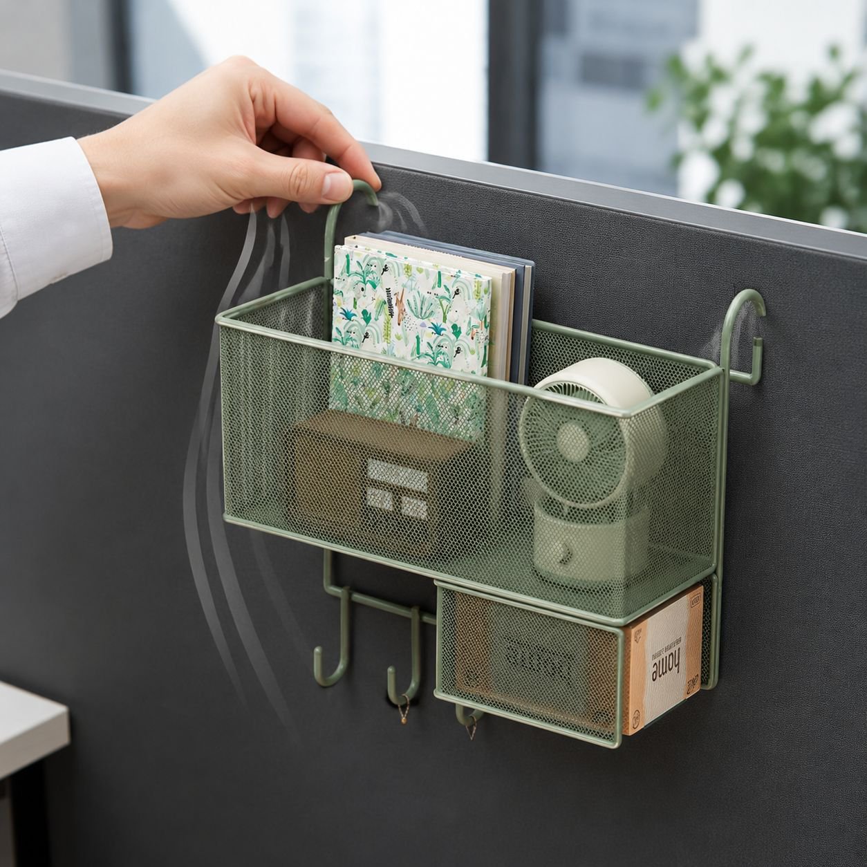 Multifunktionaler Hängekorb zur Organisation am Arbeitsplatz im Büro