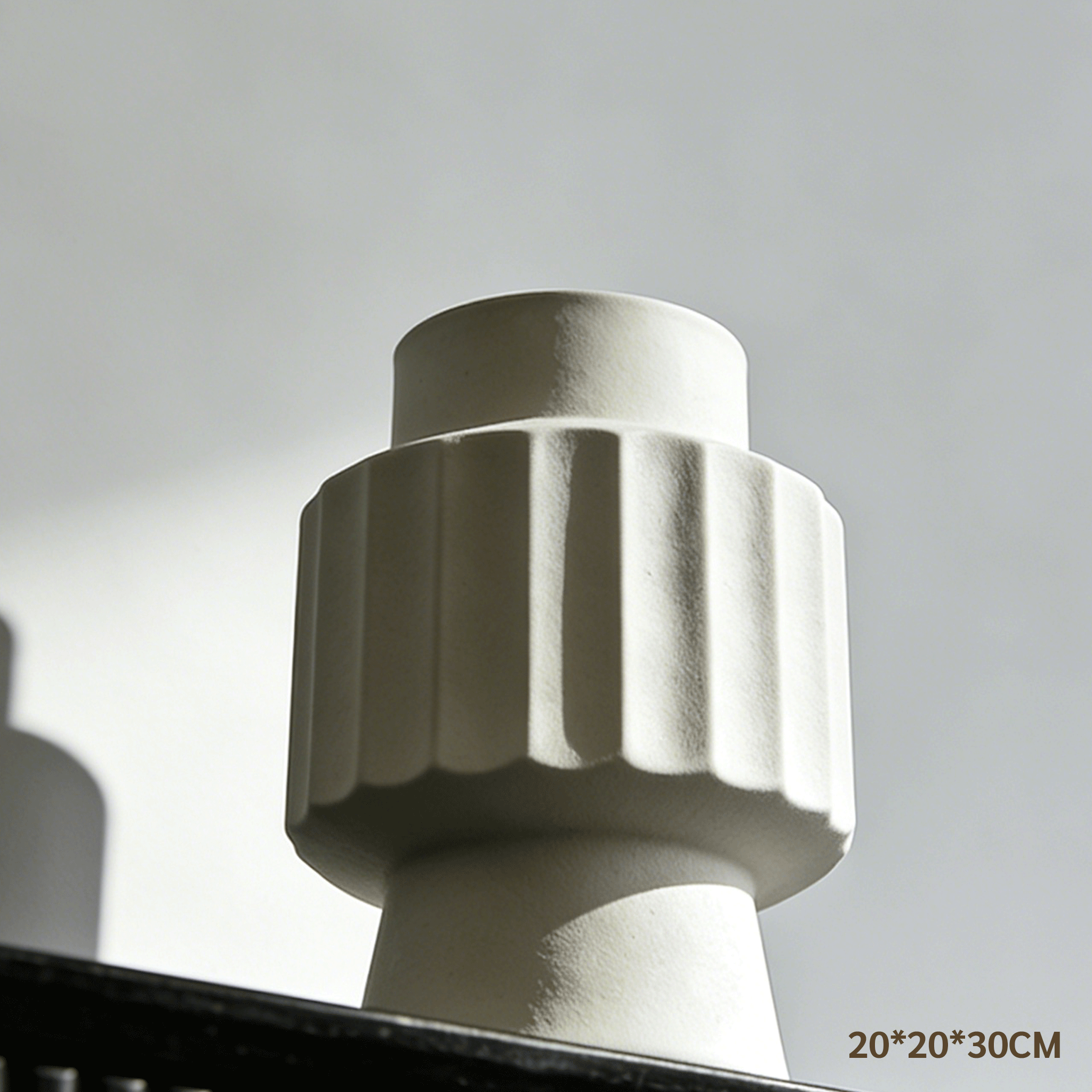 モダンデザインの花瓶のアップ画像