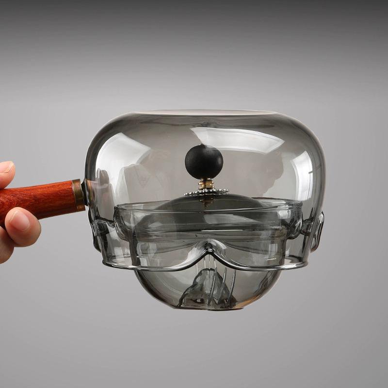 ガラス製の回転式ティーポット