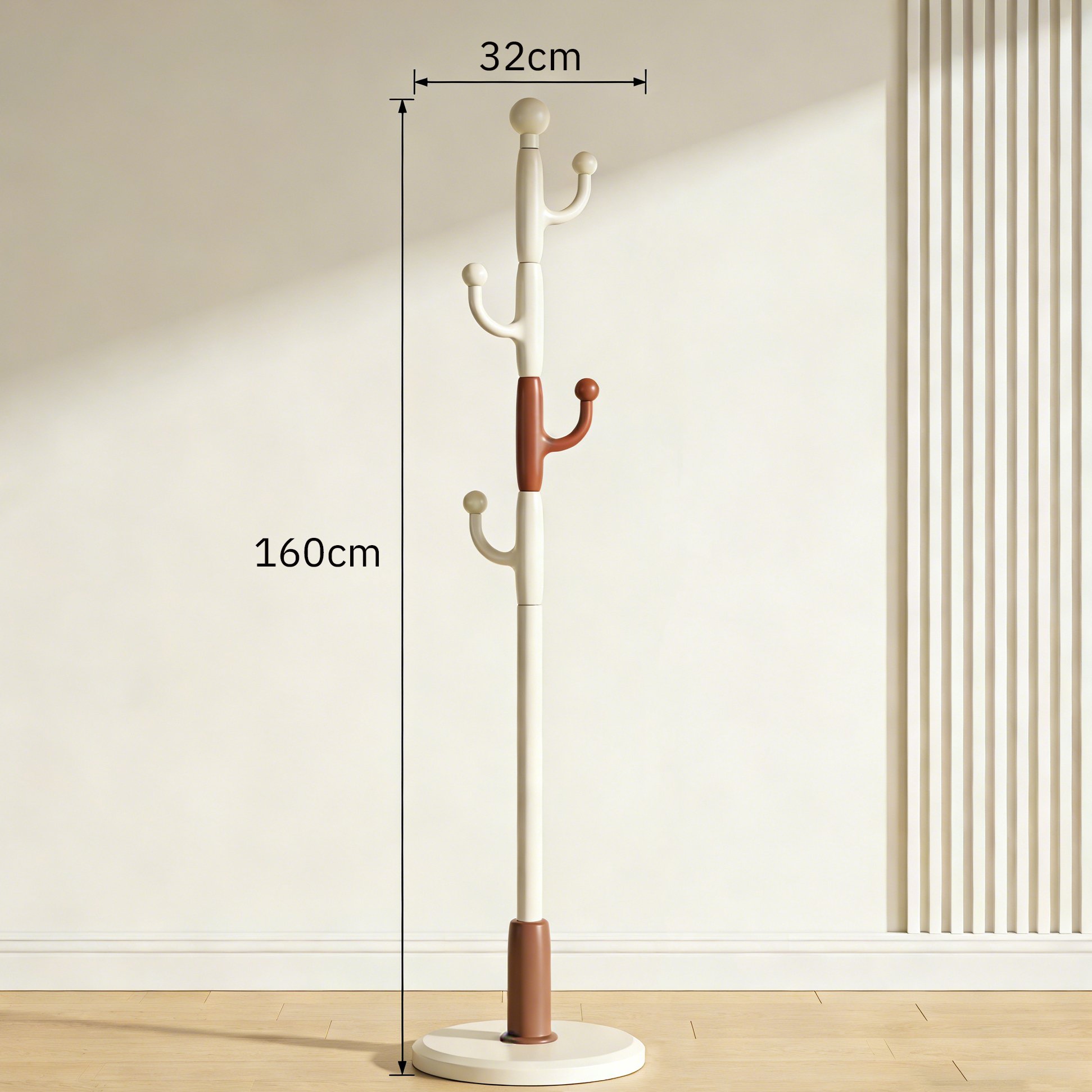 Stabiler Kleiderständer aus Metall in elegantem Design