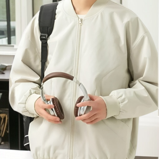 얇은 남성 코트 봄 캐주얼 점퍼 착용샷