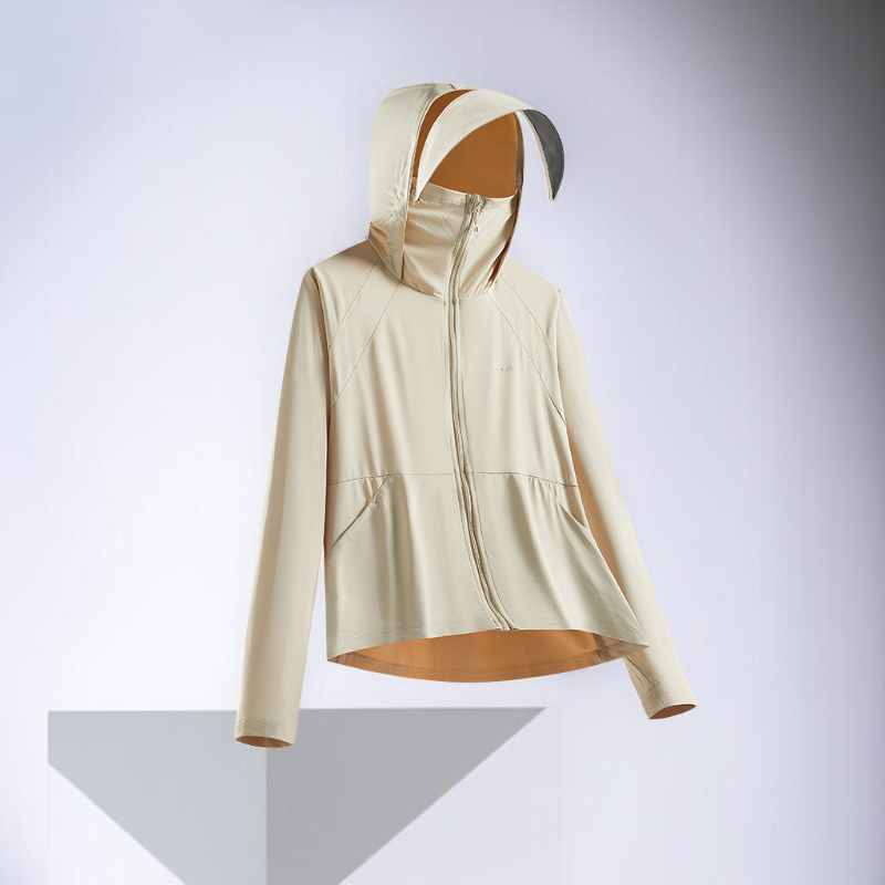 여름 스포츠에 적합한 래쉬가드