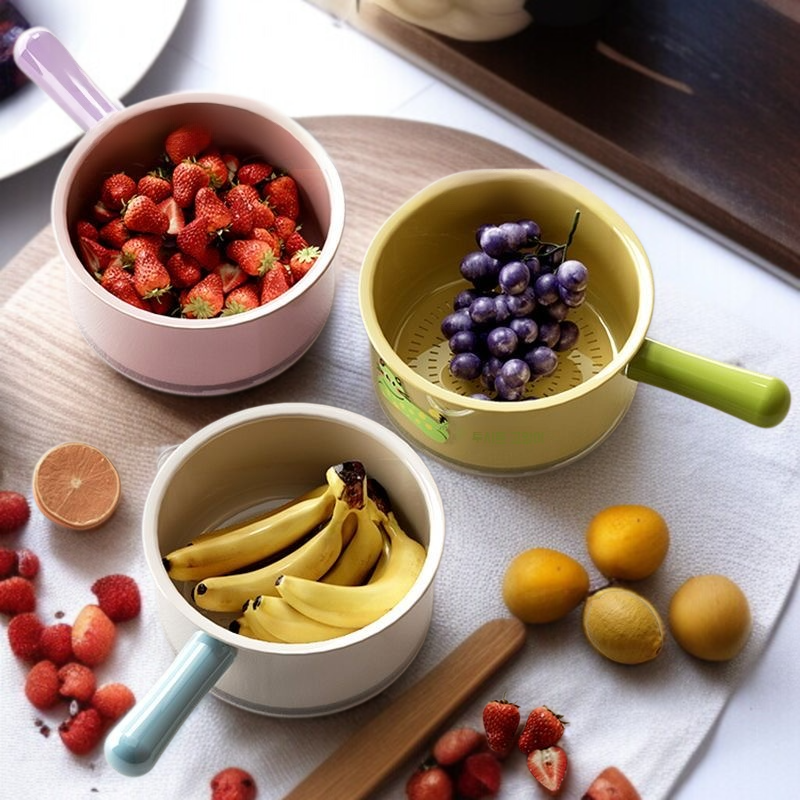 쌀뜨물을 거르는 주방 싱크대 바구니