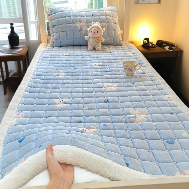 편안한 쿠션감의 싱글 침대 이불