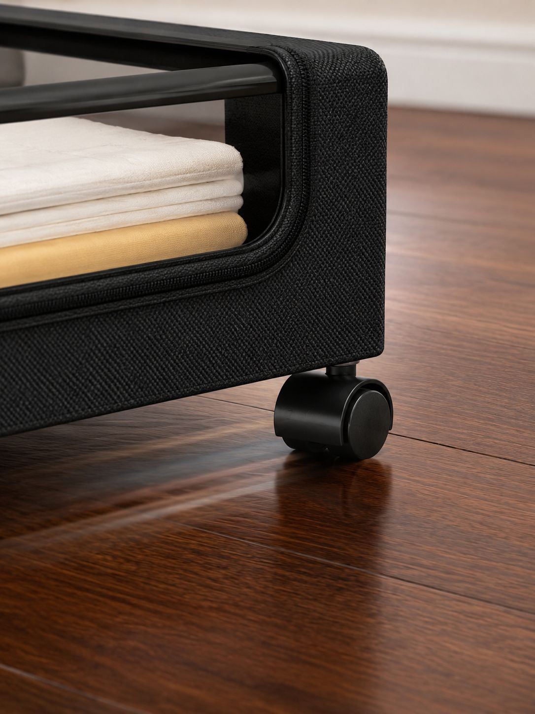 Unterbett-Faltbox mit Rollen unter dem Bett