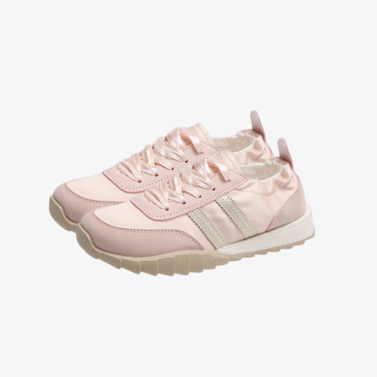 여성 여름 운동화 전체 모습