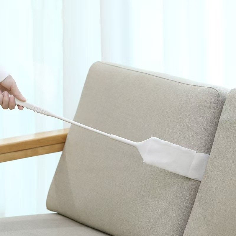 Bed crevice cleaning vacuum cleaner