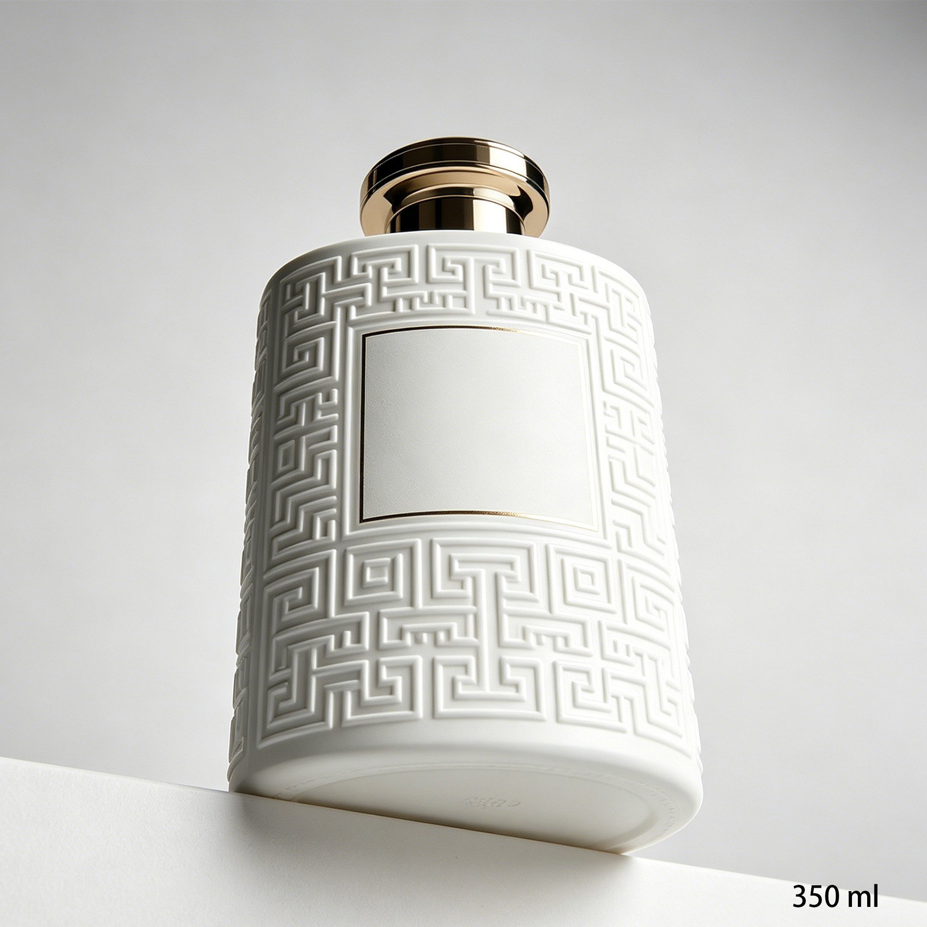 Glättendes und seidiges Shampoo Flasche