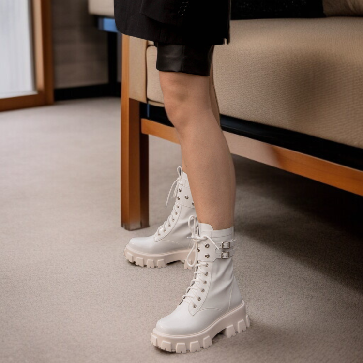 大きいサイズ対応のおしゃれブーツ