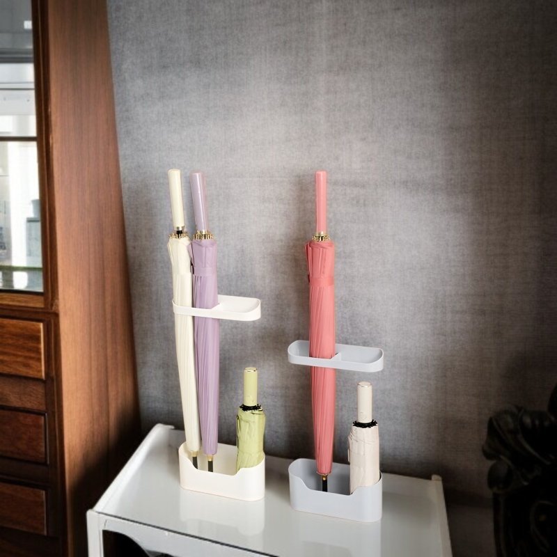 홈우산수납선반 벽걸이 설치 모습