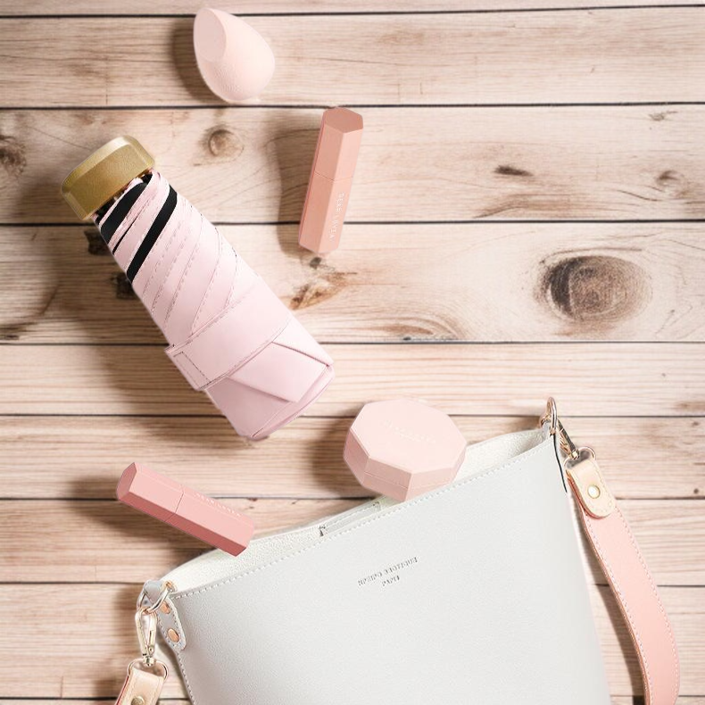 여우산 캡슐 우산의 컴팩트한 사이즈 비교 이미지