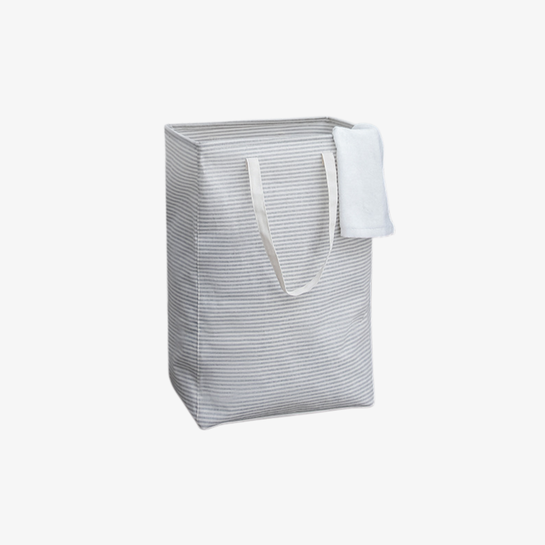 더러운 옷을 정리하는 라지 세탁 바구니