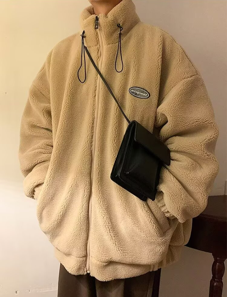 トレンド感のあるゆったりジャケット