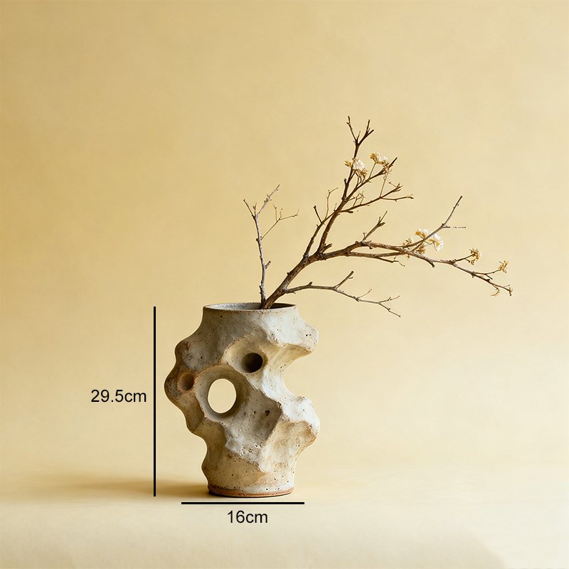 モダンインテリアに合うフェイクロック花瓶