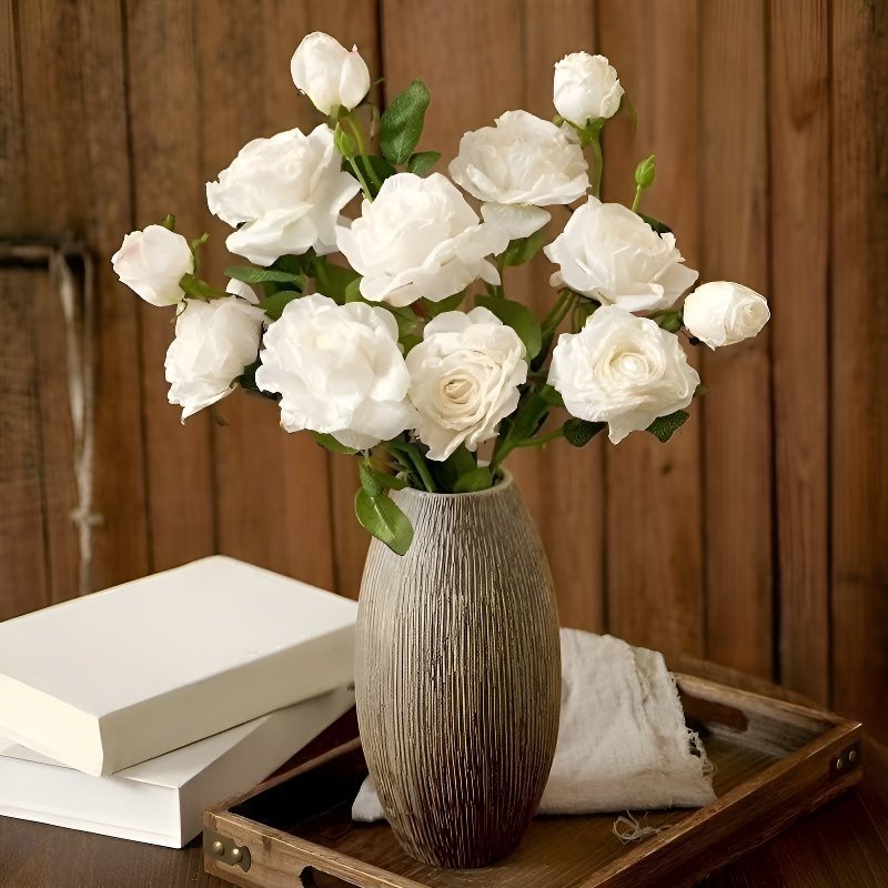 ヴィンテージの造花バラ