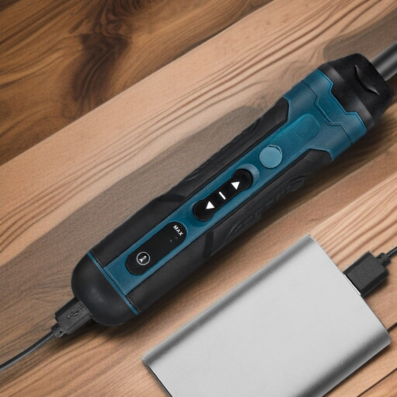User-friendly electric screwdriver with multiple bit types