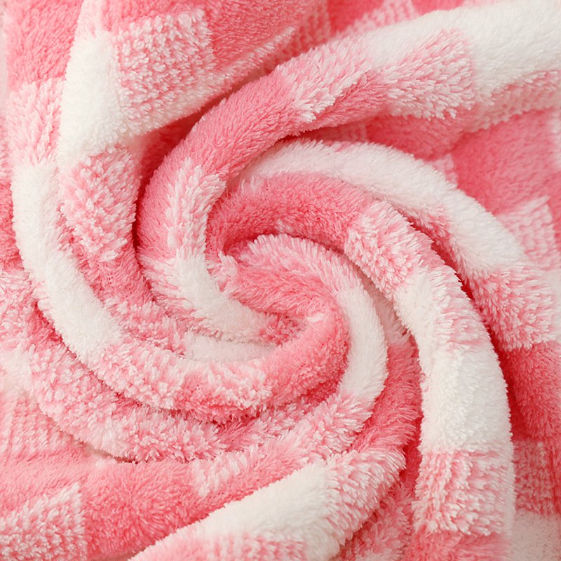 コーラルフリースのダイヤモンド柄タオルとバスタオル