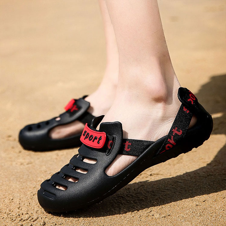 รองเท้ากลวงผู้ชาย  ระบายอากาศได้ดี