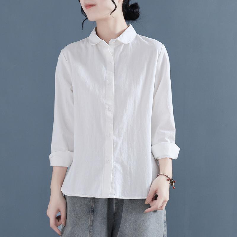 多様なシーンで活躍する大人可愛い長袖シャツ