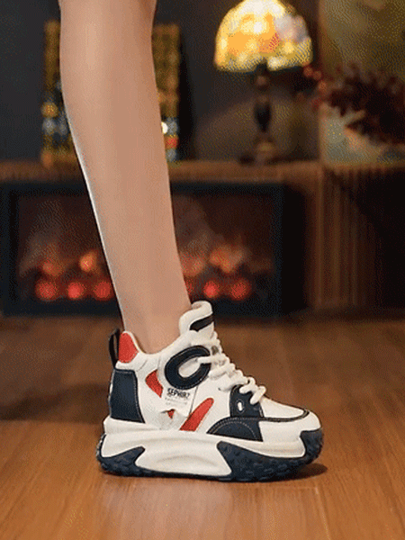 [韓国の新しい輸入]7CM厚底カジュアルシューズ