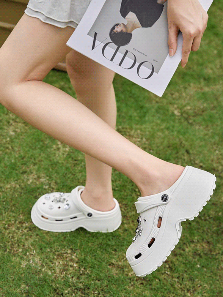 รองเท้าแตะพื้นหนาเพิ่มความสูงแฟชั่น