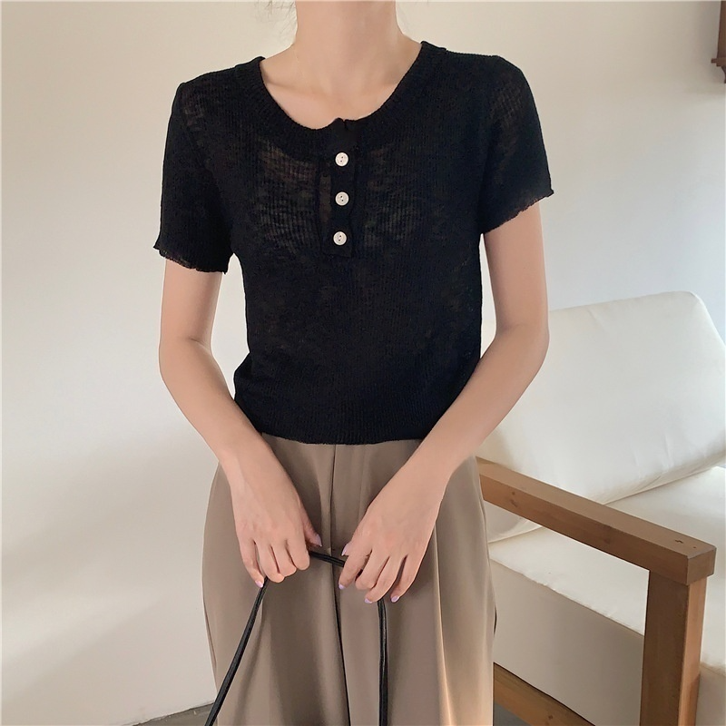 여성용 캐주얼 리넨 스웨터 스타일링 예시