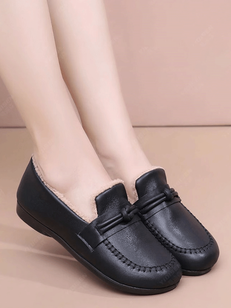 حذاء جلدي راقي كاجوال مع بطانة صوف دافئة من مجموعة الشتاء الجديدة للنساء 