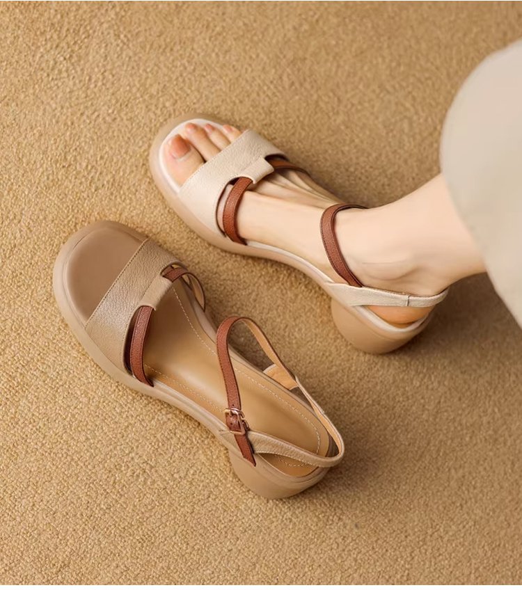 身長アップ効果のあるおしゃれなサンダル