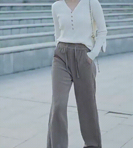 様々なシーンで活躍するウエストゴムワイドパンツ