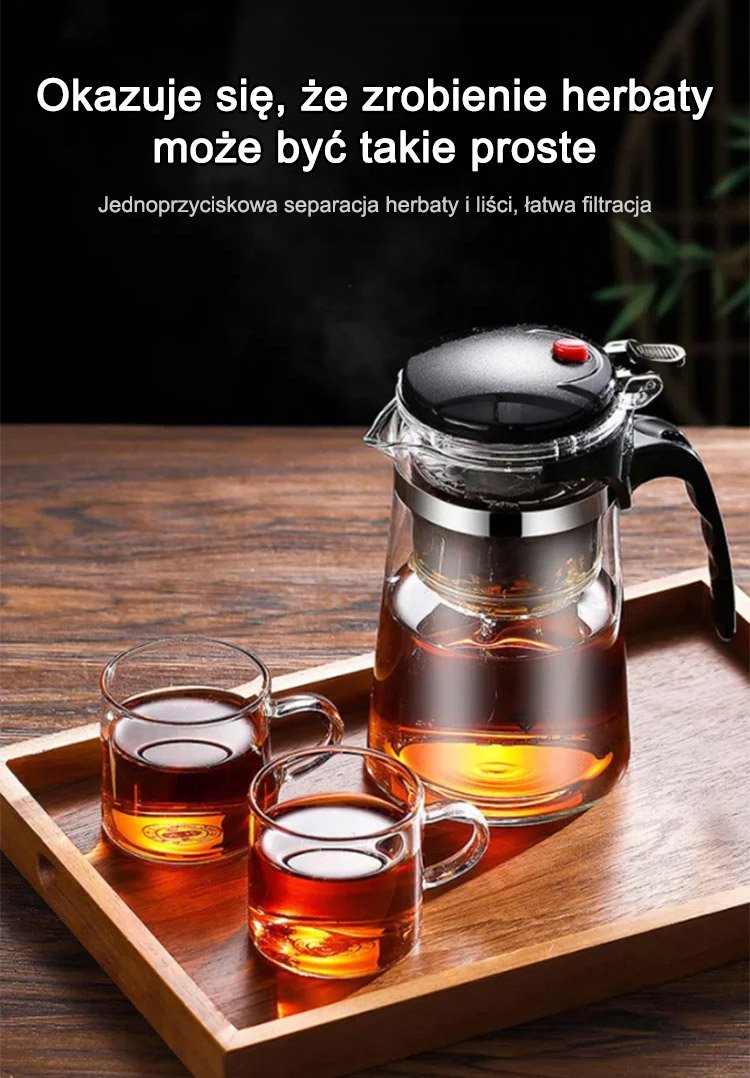 Szklany zestaw do herbaty na stole – elegancki komplet