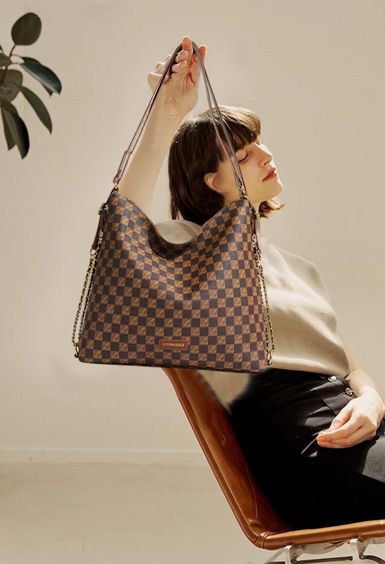 حقيبة رجعية بأنماط كلاسيكية من جلد ناعم من فرنسا