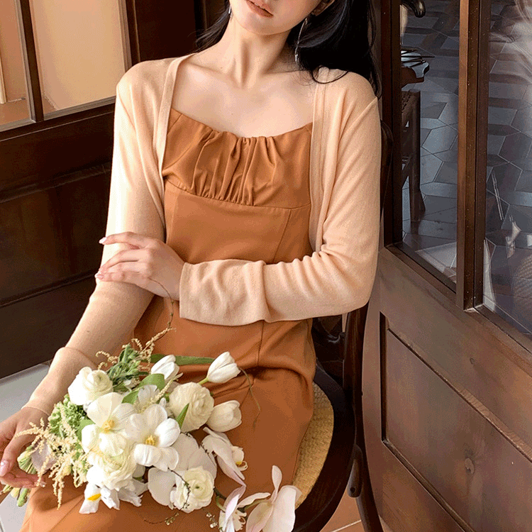 【世界的トップモデル愛用】1万回洗っても型崩れや色落ちしないアイスシルクカーディガン