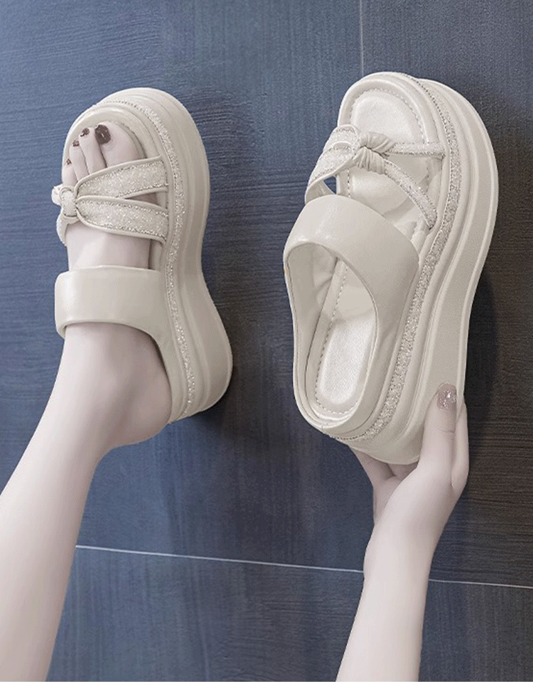 통굽 웨지 힐 샌들